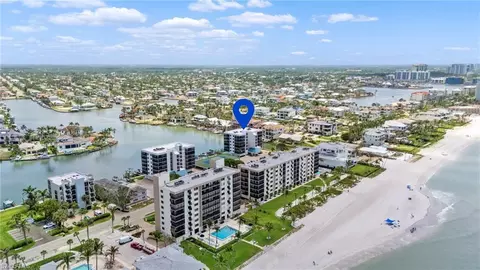 10420 Gulf Shore Dr #132, Naples, FL 34108