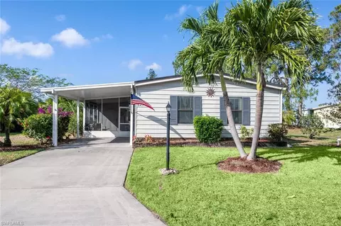 623 Charlemagne Blvd, Naples, FL 34112