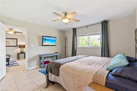 Bedroom - 138 Cypress Way E #404, Naples, FL 34110 photo 3 of 3