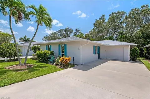 5 Rivard Rd #22, Naples, FL 34112