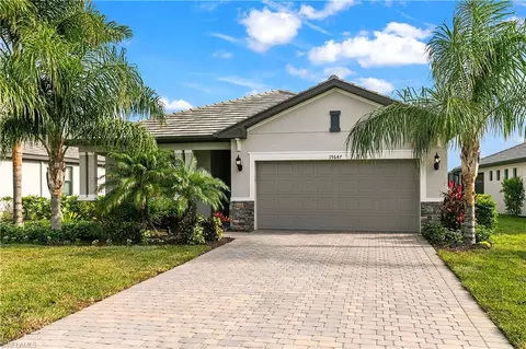 Exterior - 19647 Deming Ln, Estero, FL 33928 photo 8 of 10