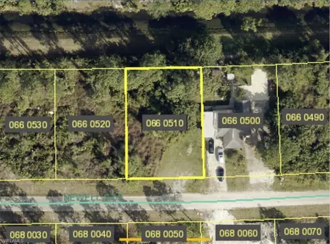 715 Newell St E, Lehigh Acres, FL 33974