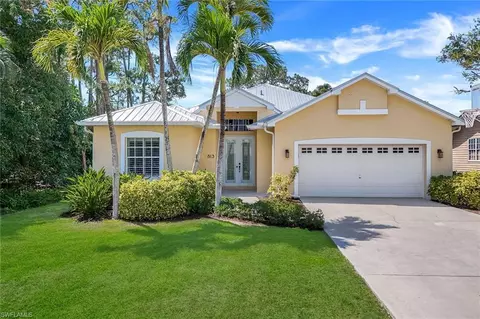 813 E Valley Dr, Bonita Springs, FL 34134