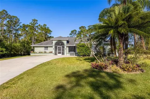 819 Hamilton Ave, Lehigh Acres, FL 33972