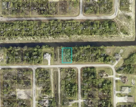 1037 Kellogg St E, Lehigh Acres, FL 33974 photo 2