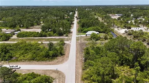 1037 Kellogg St E, Lehigh Acres, FL 33974 photo 9