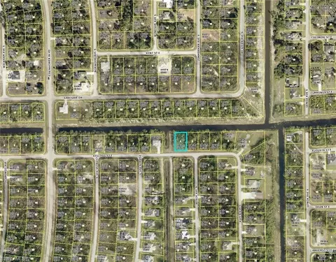 1037 Kellogg St E, Lehigh Acres, FL 33974 photo 3