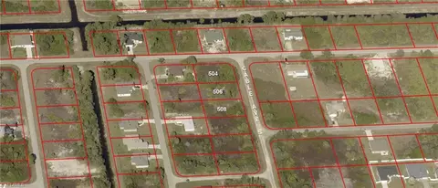 508 Cable Ave S, Lehigh Acres, FL 33974 photo 2