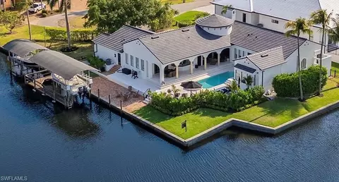 1051 Sumica Dr, Fort Myers, FL 33919
