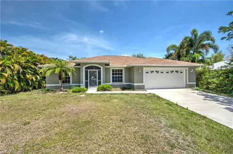 2381 Webster Rd, Alva, FL 33920