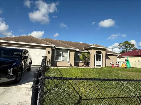 1227 Damen St E, Lehigh Acres, FL 33974