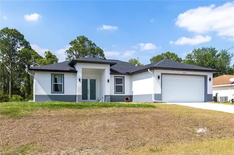 3210 68th St W, Lehigh Acres, FL 33971