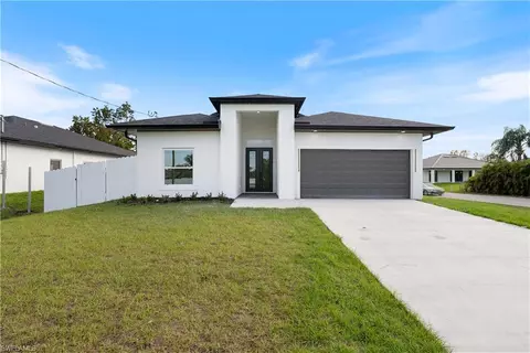 3914 2nd St W, Lehigh Acres, FL 33971