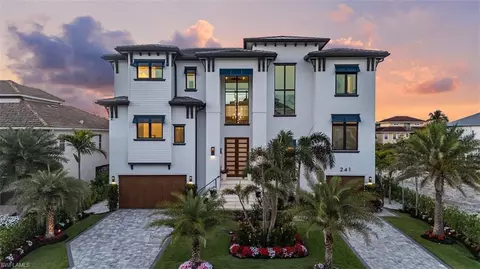 241 Egret Ave, Naples, FL 34108