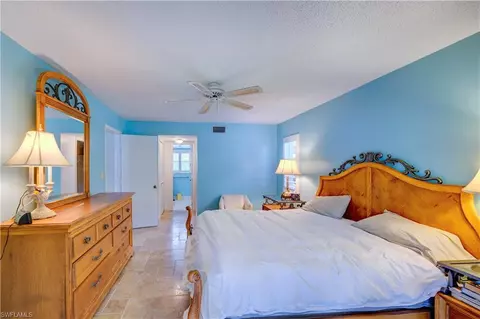 3200 Binnacle Dr #D1, Naples, FL 34103 photo 6