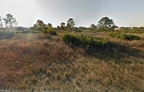 410 Fernwood Ave S, Lehigh Acres, FL 33974