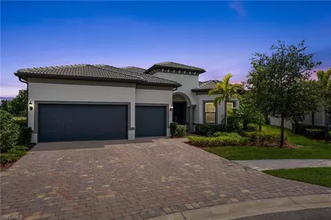 16166 Herons View Dr, Alva, FL 33920