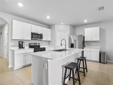 26480 Chaparel Dr, Bonita Springs, FL 34135