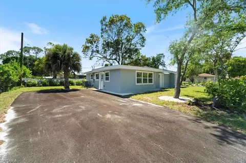 1115 Central Dr, Naples, FL 34104 photo 13