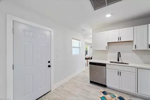 1115 Central Dr, Naples, FL 34104 photo 20