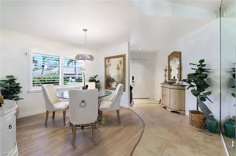 Dining - 21707 Sungate Ct, Estero, FL 33928 photo 2 of 2