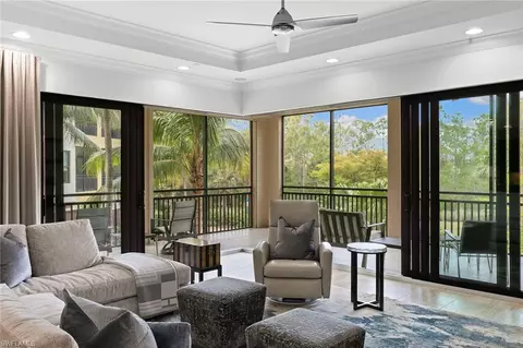 2733 Tiburon Blvd E #102, Naples, FL 34109 photo 4