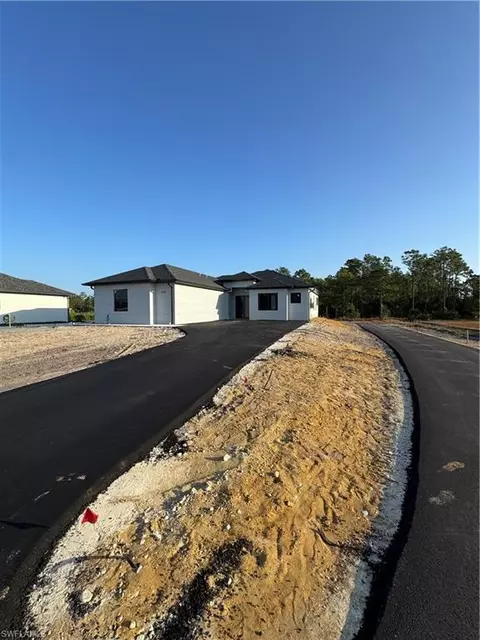2795 47th Ave NE, Naples, FL 34120