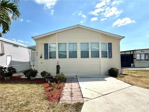 4551 Mayflower Way E, Estero, FL 33928 photo 2