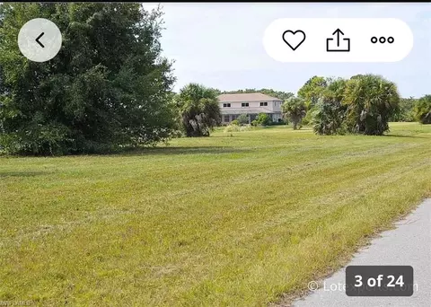 11 Tarpon Ct, Placida, FL 33946