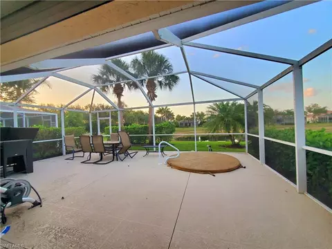 8657 Querce Ct, Naples, FL 34114 photo 3