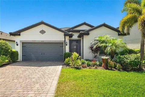 3544 E Hampton Cir, Alva, FL 33920