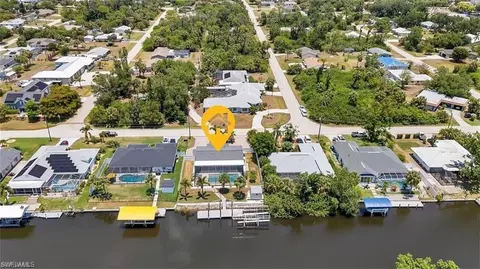 18361 Hottelet Cir, Port Charlotte, FL 33948