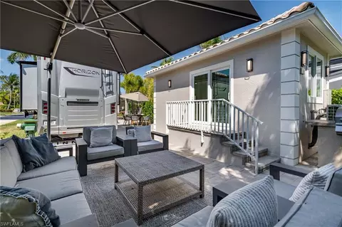 13478 Ladyfish Ln, Naples, FL 34114