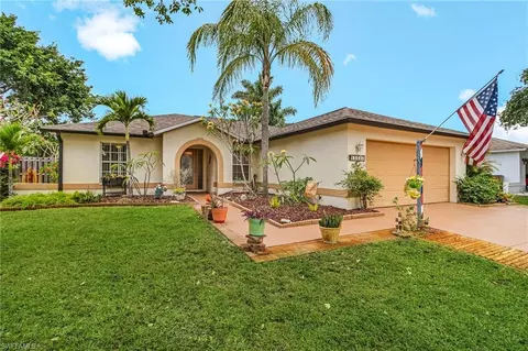 15553 Horseshoe Ln, Fort Myers, FL 33905