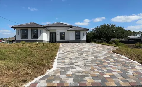 2902 17th St SW, Lehigh Acres, FL 33976