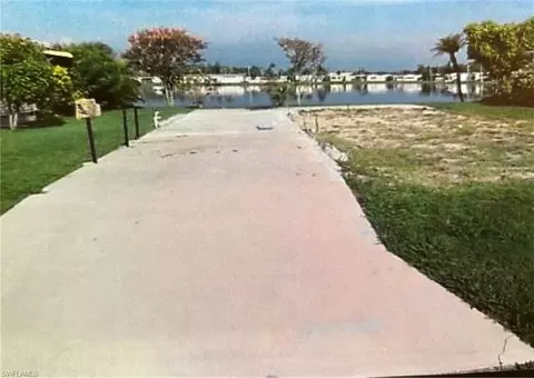3129 Glenbrook Dr, North Fort Myers, FL 33917