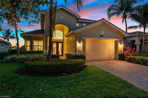 9217 Campanile Cir, Naples, FL 34114
