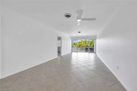 Living - 820 Ketch Dr #7, Naples, FL 34103 photo 2 of 6