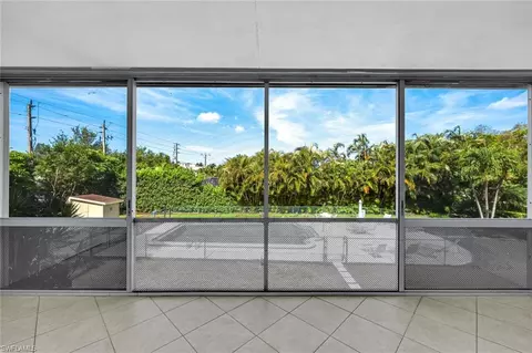 Exterior - 820 Ketch Dr #7, Naples, FL 34103 photo 4 of 5