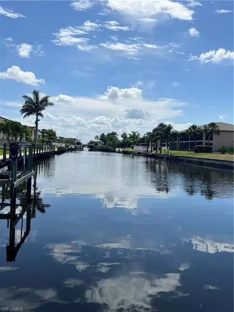 1016 SE 46th St #102, Cape Coral, FL 33904