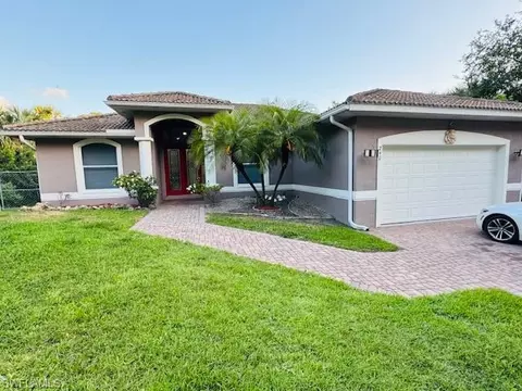 240 12th Ave NW, Naples, FL 34120