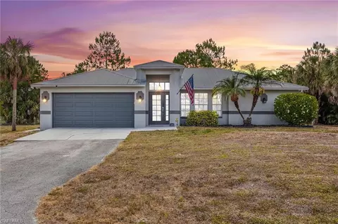 1320 21st St SW, Naples, FL 34117