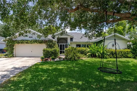 9950 Country Oaks Dr, Fort Myers, FL 33967