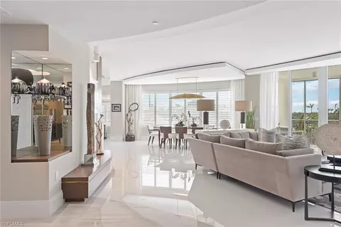 13665 Vanderbilt Dr #301, Naples, FL 34110