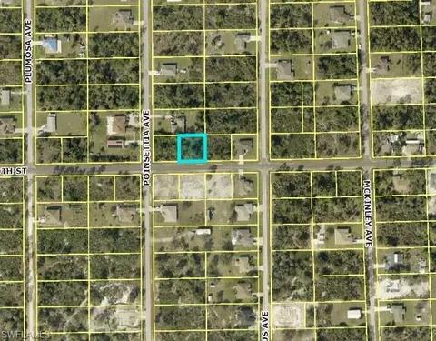 14 W 9th St, Lehigh Acres, FL 33972