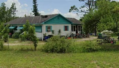 8416 Tolles Dr, North Fort Myers, FL 33917