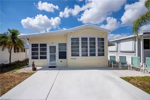 90 Lofty Ln, North Fort Myers, FL 33903