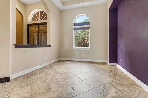 Living - 415 Saddlebrook Ln, Naples, FL 34110 photo 3 of 8