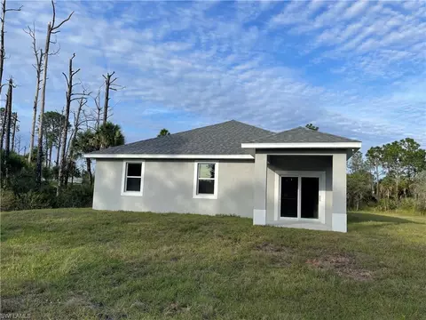 9065 Bamboo Cir, Labelle, FL 33935 photo 2