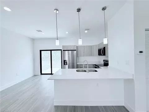 2029 Jeronimo Rd, Labelle, FL 33935 photo 5